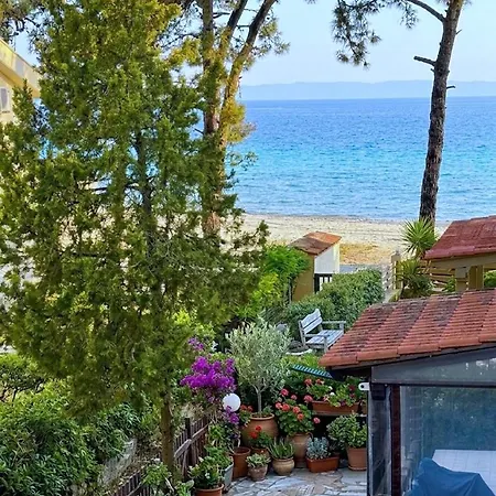 House Nikiti (Sithonia)