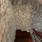 Nyaraló House *