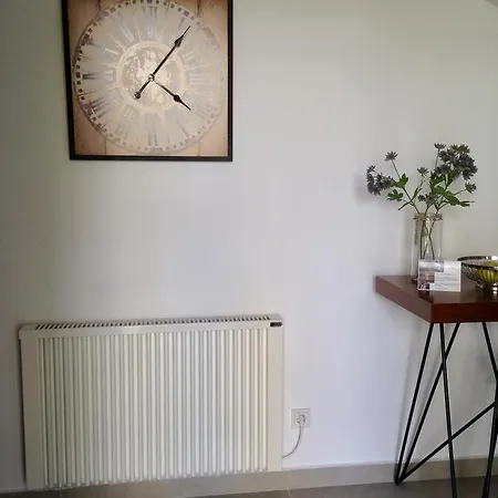 House * ניקיטי